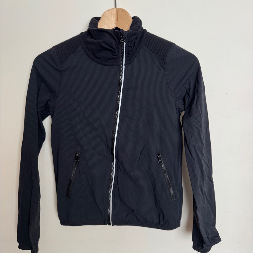 Ivivva girls jacket size 7 ish no size tag